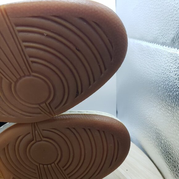 Nike Womens 8.5 White Black Suede Dunk Sky Hi Hidden Wedge Shoes 528899-002 - Picture 7 of 8